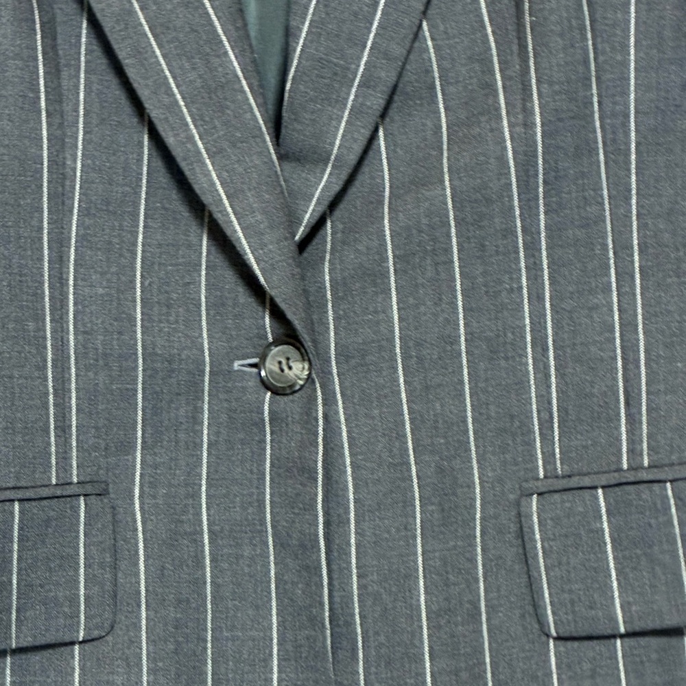 Jones New York gray Pinstripe Blazer - Picture 2 of 4